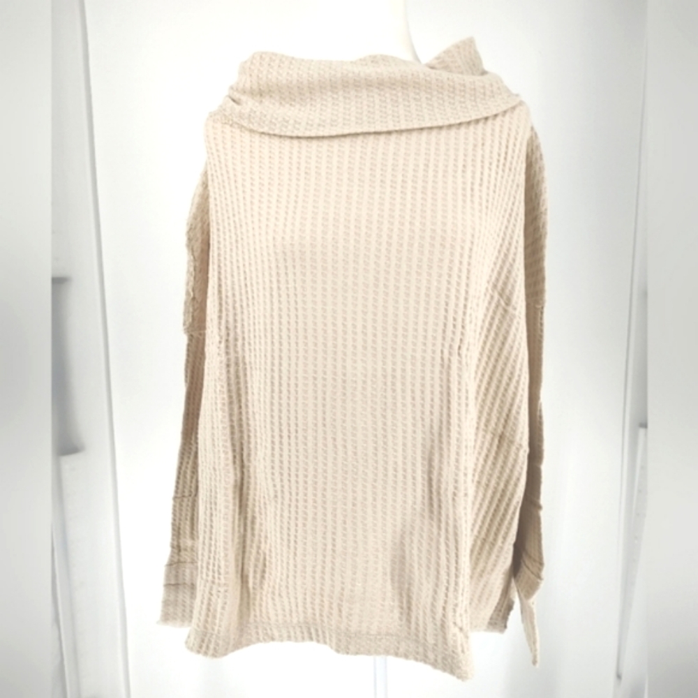 New With Tag Free People Juicy Long Sleeve Thermal Top, Stone Cold, Size S